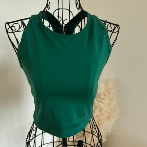 Beyond Yoga POWERBEYOND Green Strive Crop Tank Small - Picture 3 of 8